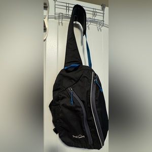 Eddie Bauer unisex black sling backpack